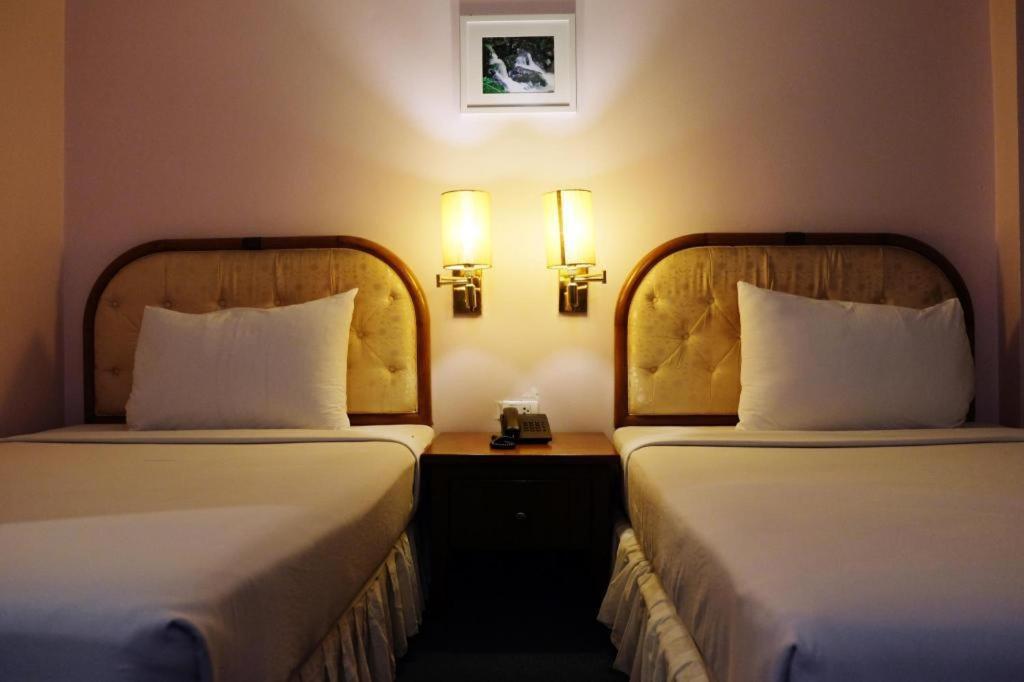 Ban Bang Kra Western Grand Hotel Ratchaburi מראה חיצוני תמונה