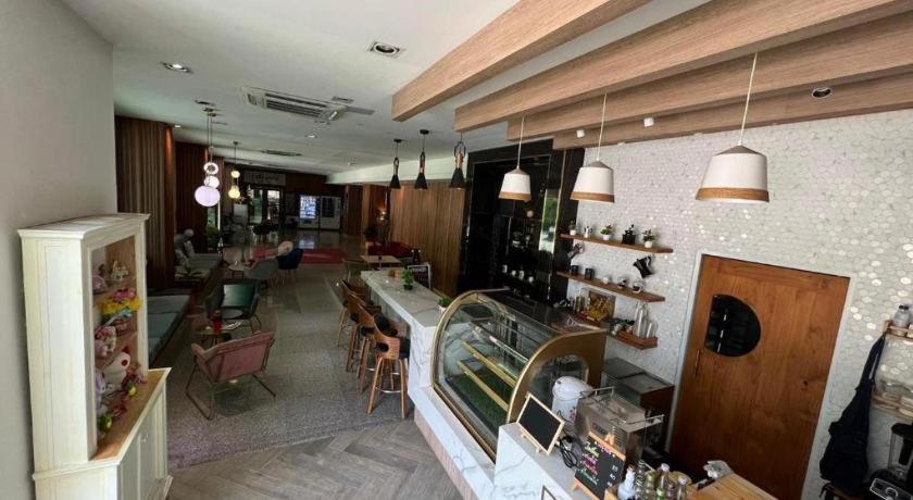 Ban Bang Kra Western Grand Hotel Ratchaburi מראה חיצוני תמונה